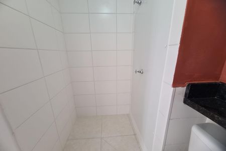 Apartamento para alugar com 35m², 2 quartos e 1 vaga Apartamento para alugar com 35m², 2 quartos e 1 vagaBanheiro
