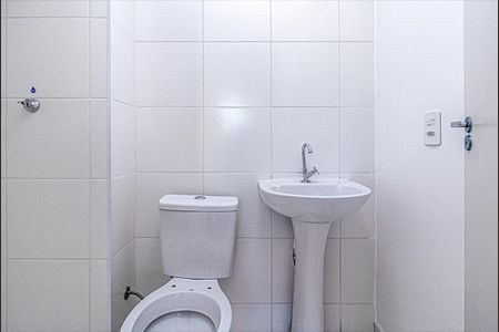 Apartamento para alugar com 37m², 2 quartos e sem vaga Apartamento para alugar com 37m², 2 quartos e sem vagabanheiro social_1