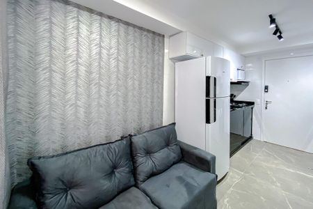 Sala de apartamento para alugar com 1 quarto, 25m² em Parque Industrial Tomas Edson, São Paulo