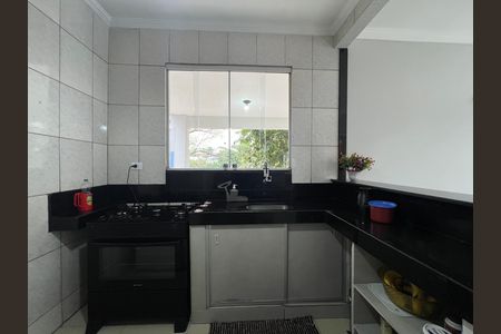 Casa à venda com 280m², 3 quartos e 2 vagas Casa à venda com 280m², 3 quartos e 2 vagasCozinha