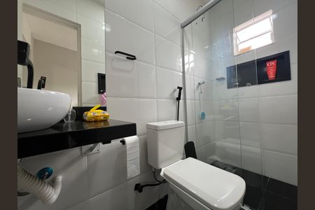 Casa à venda com 280m², 3 quartos e 2 vagas Casa à venda com 280m², 3 quartos e 2 vagasBanheiro da Suíte