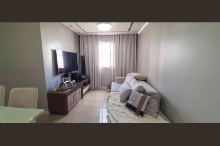 Sala de Estar de apartamento à venda com 3 quartos, 65m² em Jaguaribe, Osasco