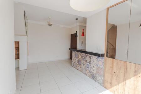 Sala 1 de apartamento à venda com 3 quartos, 164m² em Santa Tereza, Belo Horizonte