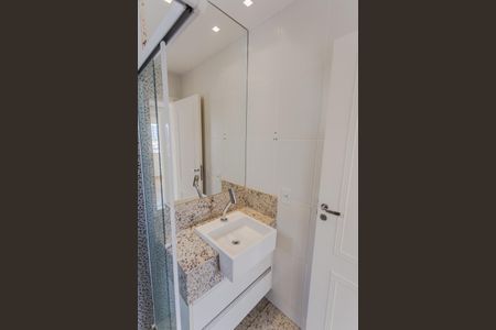 Apartamento à venda com 164m², 3 quartos e 2 vagas Apartamento à venda com 164m², 3 quartos e 2 vagasBanheiro Social