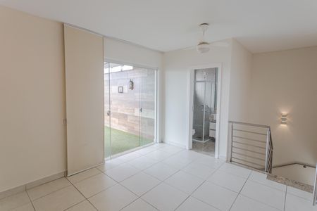 Apartamento à venda com 164m², 3 quartos e 2 vagas Apartamento à venda com 164m², 3 quartos e 2 vagasSala 2 na Cobertura