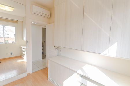 Apartamento à venda com 164m², 3 quartos e 2 vagas Apartamento à venda com 164m², 3 quartos e 2 vagasQuarto 2