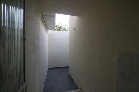 Casa para alugar com 32m², 1 quarto e 1 vagaÁrea de Serviço
