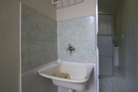 Casa para alugar com 32m², 1 quarto e 1 vagaÁrea de Serviço