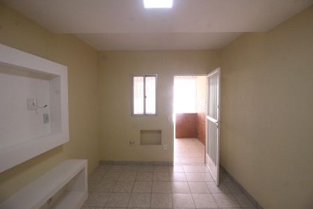 Casa para alugar com 32m², 1 quarto e 1 vagaSala