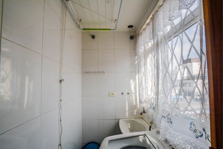 Apartamento à venda com 70m², 2 quartos e 1 vaga Apartamento à venda com 70m², 2 quartos e 1 vagaCozinha e Área de Serviço