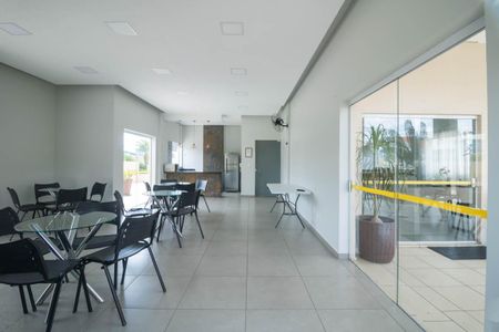 Apartamento à venda com 70m², 2 quartos e 1 vaga Apartamento à venda com 70m², 2 quartos e 1 vagaÁrea comum - Salão de festas