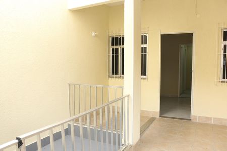 Varanda de casa para alugar com 2 quartos, 28m² em Luz, Nova Iguaçu