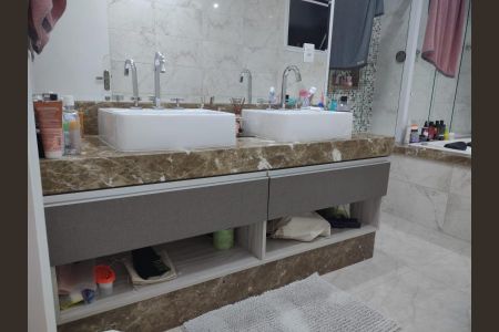 Casa de condomínio à venda com 300m², 3 quartos e 5 vagasFoto 23