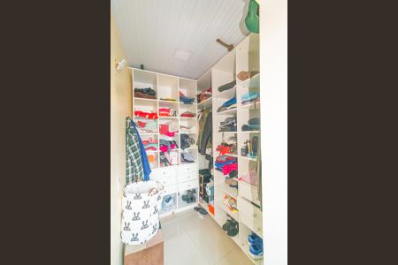 Casa para alugar com 187m², 2 quartos e 2 vagasCloset da suíte