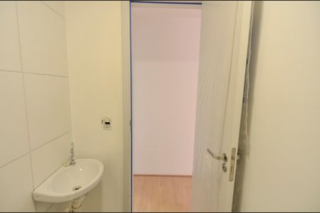 Banheiro de apartamento à venda com 2 quartos, 49m² em Imperial de São Cristóvão, Rio de Janeiro