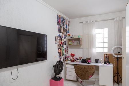 Casa à venda com 249m², 3 quartos e 4 vagasQuarto 2