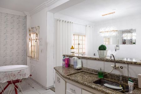 Casa à venda com 249m², 3 quartos e 4 vagasCozinha