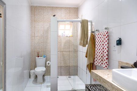 Casa à venda com 249m², 3 quartos e 4 vagasBanheiro social 1