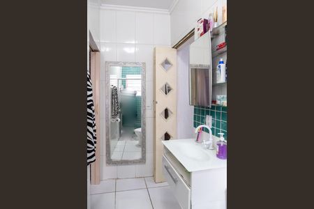 Casa à venda com 249m², 3 quartos e 4 vagasBanheiro social 2