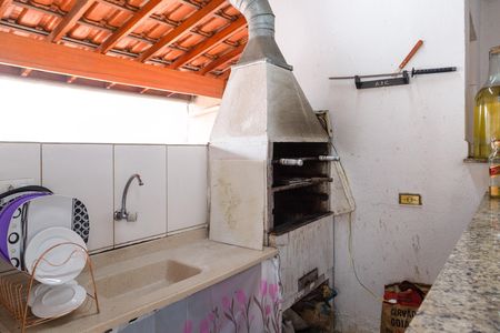 Casa à venda com 249m², 3 quartos e 4 vagasÁrea gourmet e área de serviço