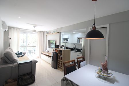 Sala de apartamento para alugar com 2 quartos, 62m² em Freguesia (jacarepaguá), Rio de Janeiro