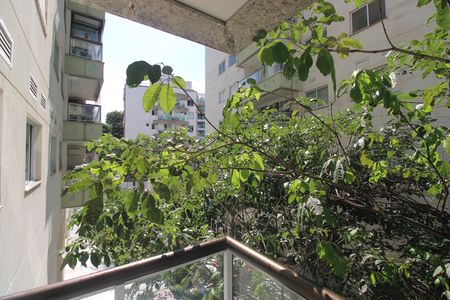 Apartamento para alugar com 62m², 2 quartos e 1 vagaSala - Varanda