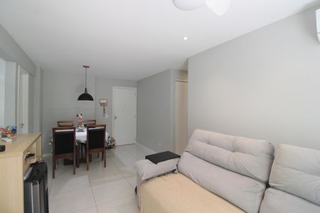 Sala de apartamento para alugar com 2 quartos, 62m² em Freguesia (jacarepaguá), Rio de Janeiro