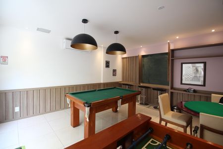 Apartamento para alugar com 62m², 2 quartos e 1 vagaÁrea comum