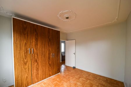 Quarto 2 de apartamento à venda com 2 quartos, 67m² em Passo D’areia, Porto Alegre