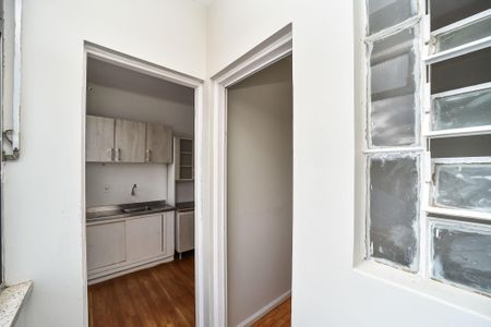 Apartamento à venda com 67m², 2 quartos e 1 vagaÁrea de Serviço