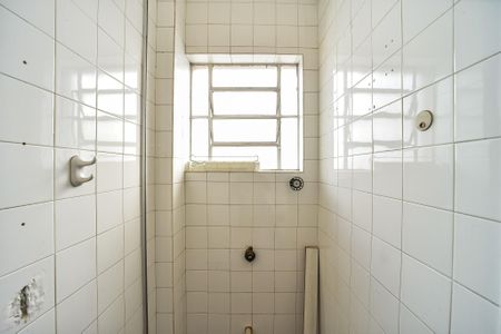Apartamento à venda com 67m², 2 quartos e 1 vagaBanheiro de serviço