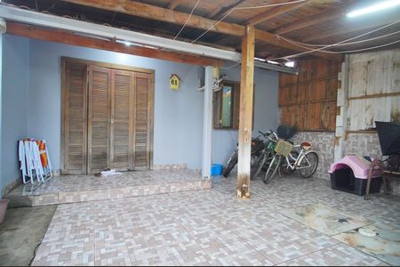 Casa à venda com 120m², 2 quartos e 2 vagasGaragem