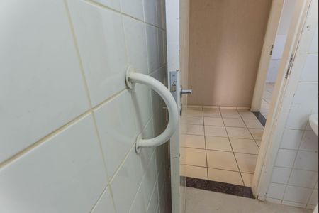 Apartamento à venda com 55m², 3 quartos e 1 vaga Apartamento à venda com 55m², 3 quartos e 1 vagaBanheiro