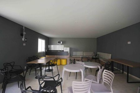 Apartamento para alugar com 25m², 1 quarto e sem vaga Apartamento para alugar com 25m², 1 quarto e sem vagaÁrea comum - Salão de festas