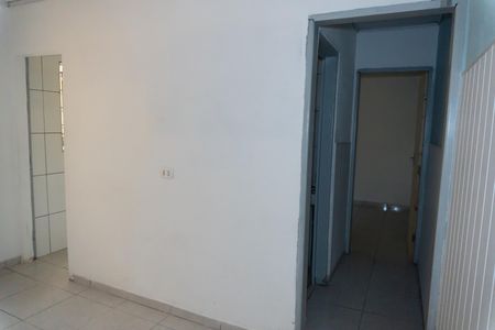 Casa para alugar com 62m², 2 quartos e sem vaga Casa para alugar com 62m², 2 quartos e sem vagaCorredor