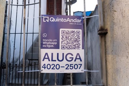 Casa para alugar com 62m², 2 quartos e sem vaga Casa para alugar com 62m², 2 quartos e sem vagaFachada