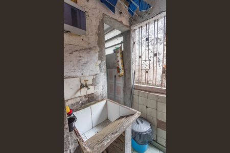 Casa à venda com 150m², 2 quartos e 2 vagas Casa à venda com 150m², 2 quartos e 2 vagasÁrea de serviço