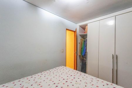 Casa à venda com 150m², 2 quartos e 2 vagas Casa à venda com 150m², 2 quartos e 2 vagasQuarto 2 - suíte