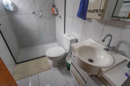 Casa à venda com 150m², 2 quartos e 2 vagas Casa à venda com 150m², 2 quartos e 2 vagasBanheiro da suíte 1