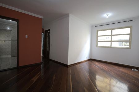 Sala de apartamento para alugar com 2 quartos, 54m² em Jardim Santo André, Santo André