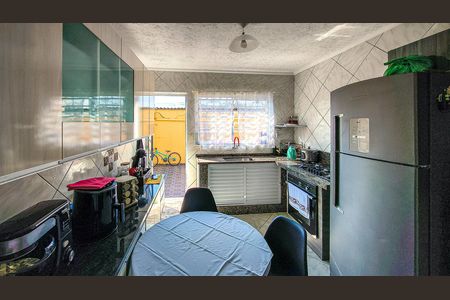 Casa à venda com 250m², 6 quartos e 1 vaga Casa à venda com 250m², 6 quartos e 1 vagaCozinha 2