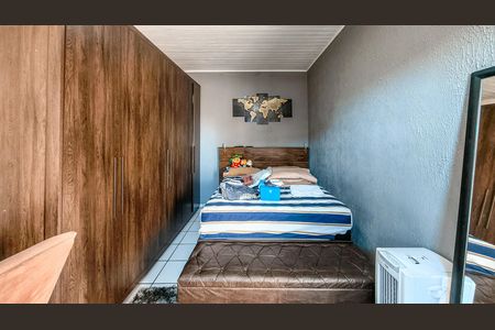 Casa à venda com 250m², 6 quartos e 1 vaga Casa à venda com 250m², 6 quartos e 1 vagaQuarto 1