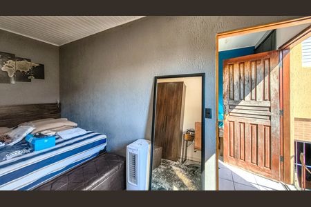 Casa à venda com 250m², 6 quartos e 1 vaga Casa à venda com 250m², 6 quartos e 1 vagaQuarto 1