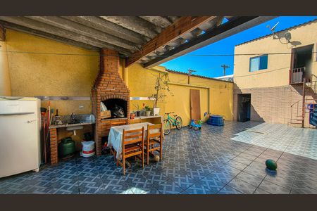 Casa à venda com 250m², 6 quartos e 1 vaga Casa à venda com 250m², 6 quartos e 1 vagaÁrea gourmet