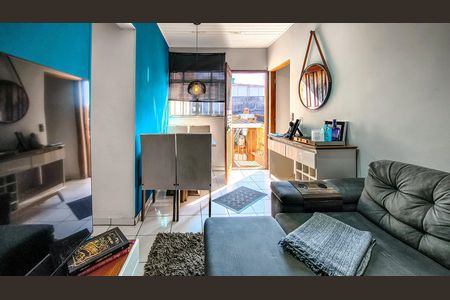 Casa à venda com 250m², 6 quartos e 1 vaga Casa à venda com 250m², 6 quartos e 1 vagaSala 1