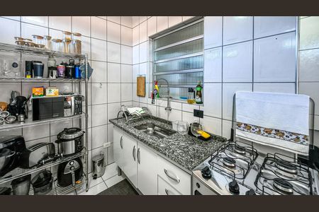 Casa à venda com 250m², 6 quartos e 1 vaga Casa à venda com 250m², 6 quartos e 1 vagaCozinha 1