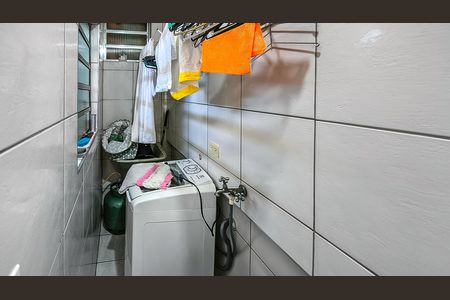 Casa à venda com 250m², 6 quartos e 1 vaga Casa à venda com 250m², 6 quartos e 1 vagaÁrea de Serviço 1