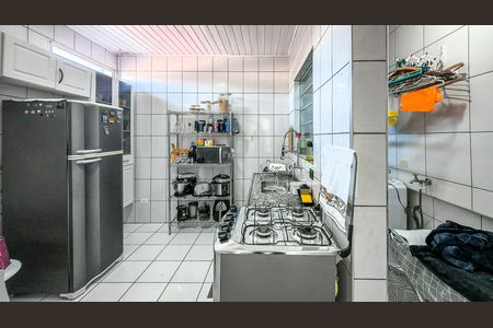 Casa à venda com 250m², 6 quartos e 1 vaga Casa à venda com 250m², 6 quartos e 1 vagaCozinha 1
