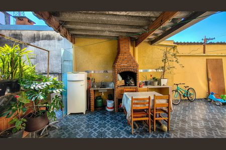 Casa à venda com 250m², 6 quartos e 1 vaga Casa à venda com 250m², 6 quartos e 1 vagaÁrea gourmet