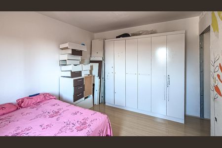 Casa à venda com 250m², 6 quartos e 1 vaga Casa à venda com 250m², 6 quartos e 1 vagaQuarto 2